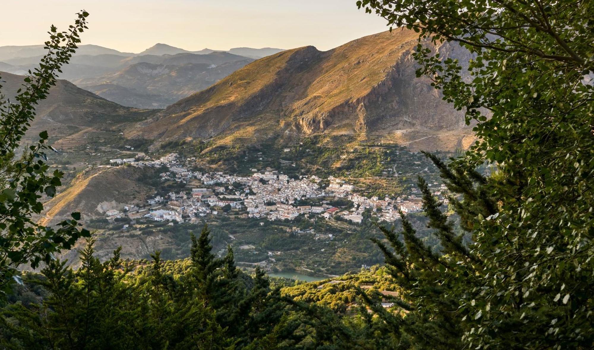Casa Mona- Andalucian Mountain Village Getaway Guejar Sierra Exteriör bild