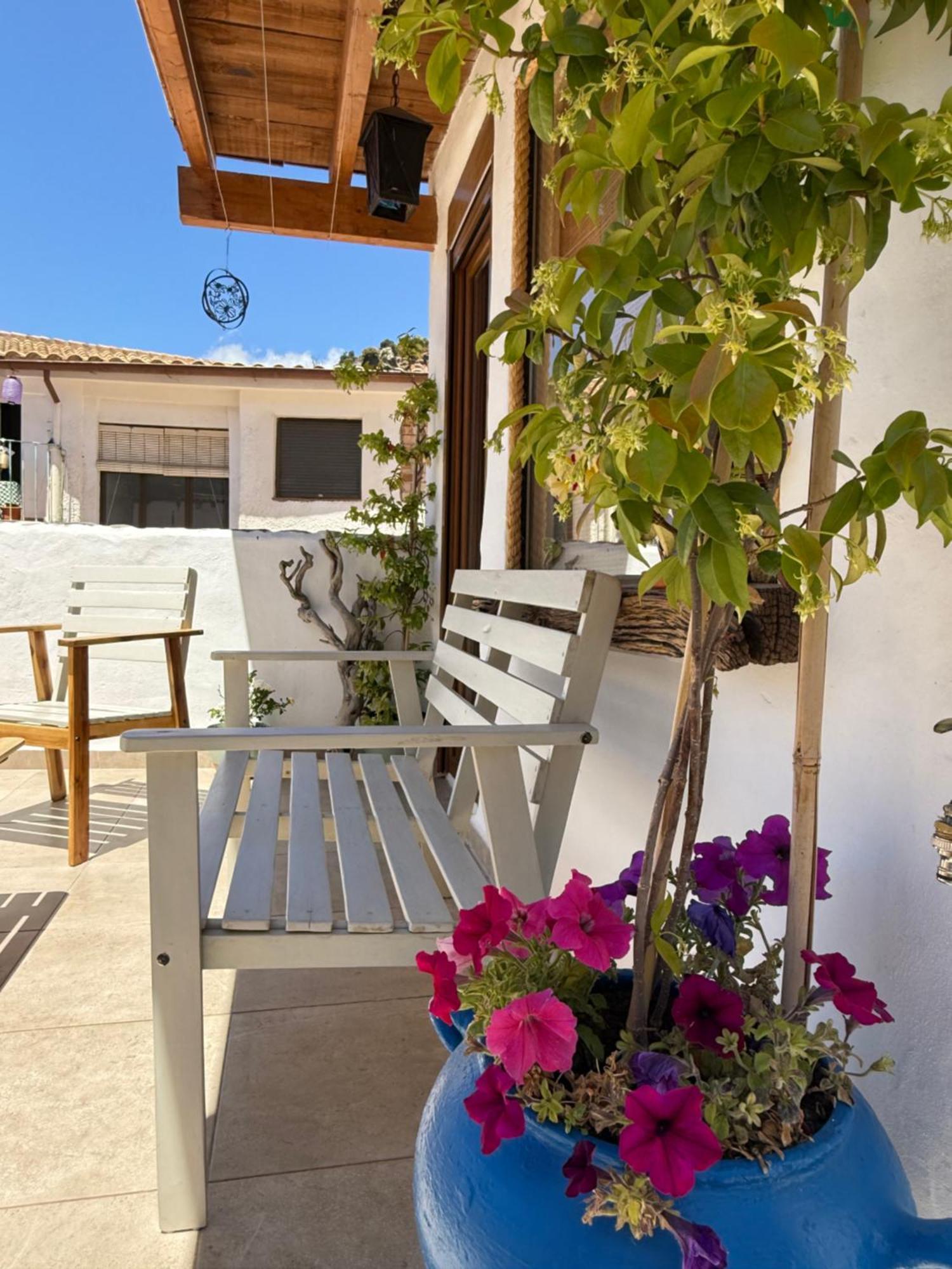 Casa Mona- Andalucian Mountain Village Getaway Guejar Sierra Exteriör bild